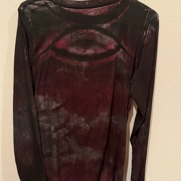 Affliction Red Long Sleeve Cut Out Graphic Blouse - Picture 4 of 6